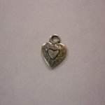 NA Small Charms Charm – Heart within a Heart