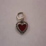 NA Small Charms Charm – Heart w/red center